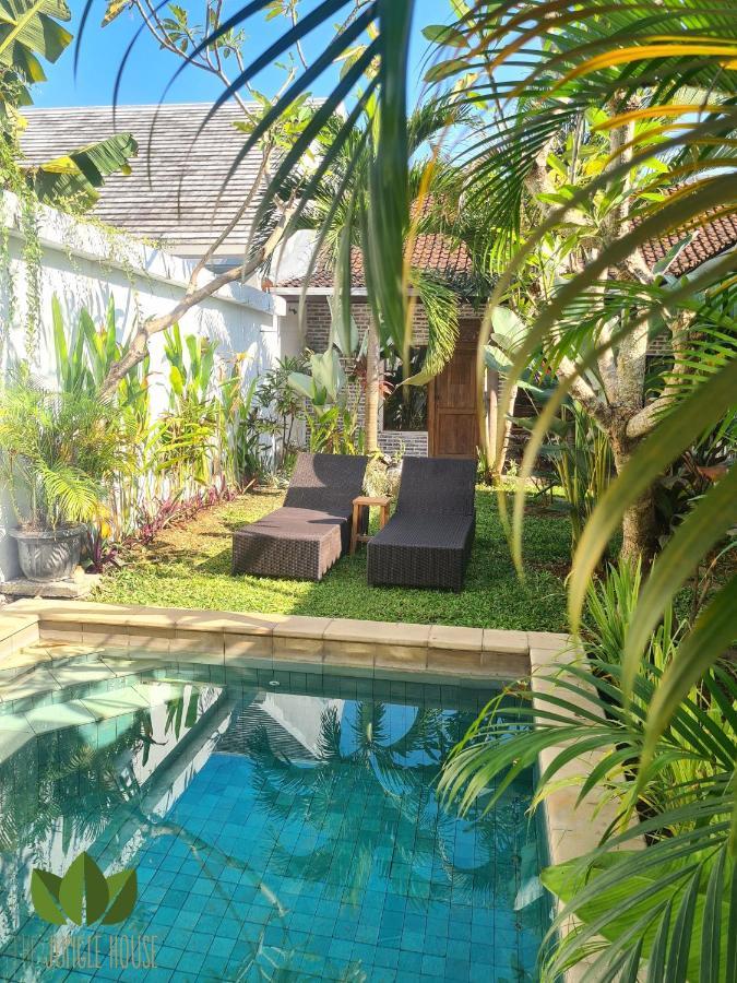 The Jungle House Hostel Canggu Buitenkant foto