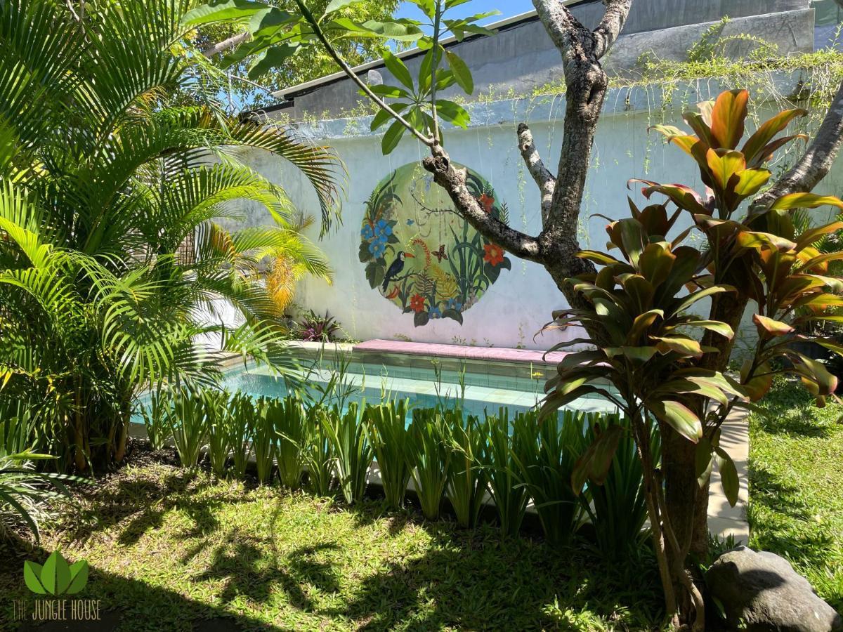 The Jungle House Hostel Canggu Buitenkant foto